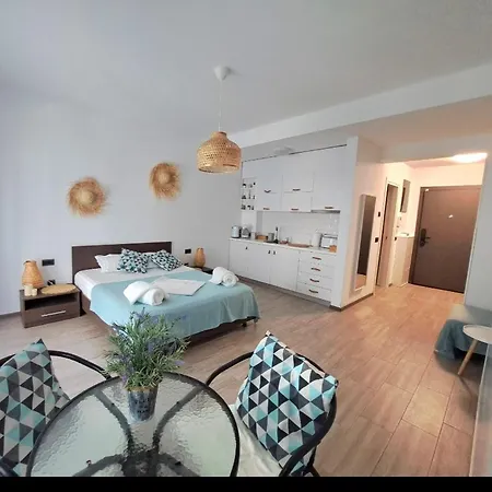 Joy-casa Del Mar-nordis-mamaia Nord Apartment